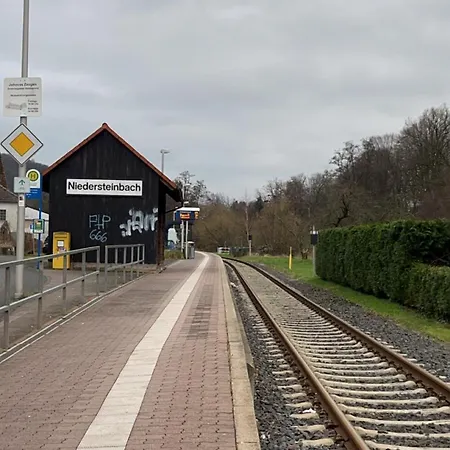 Fachwerkhaus Zum Hirsch Apartmán *